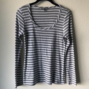 Gray and white striped scoop neck long sleeve top